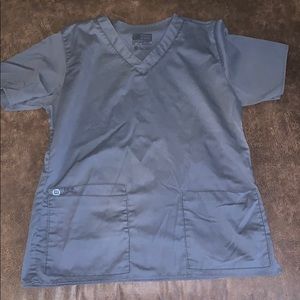 SCRUB TOP